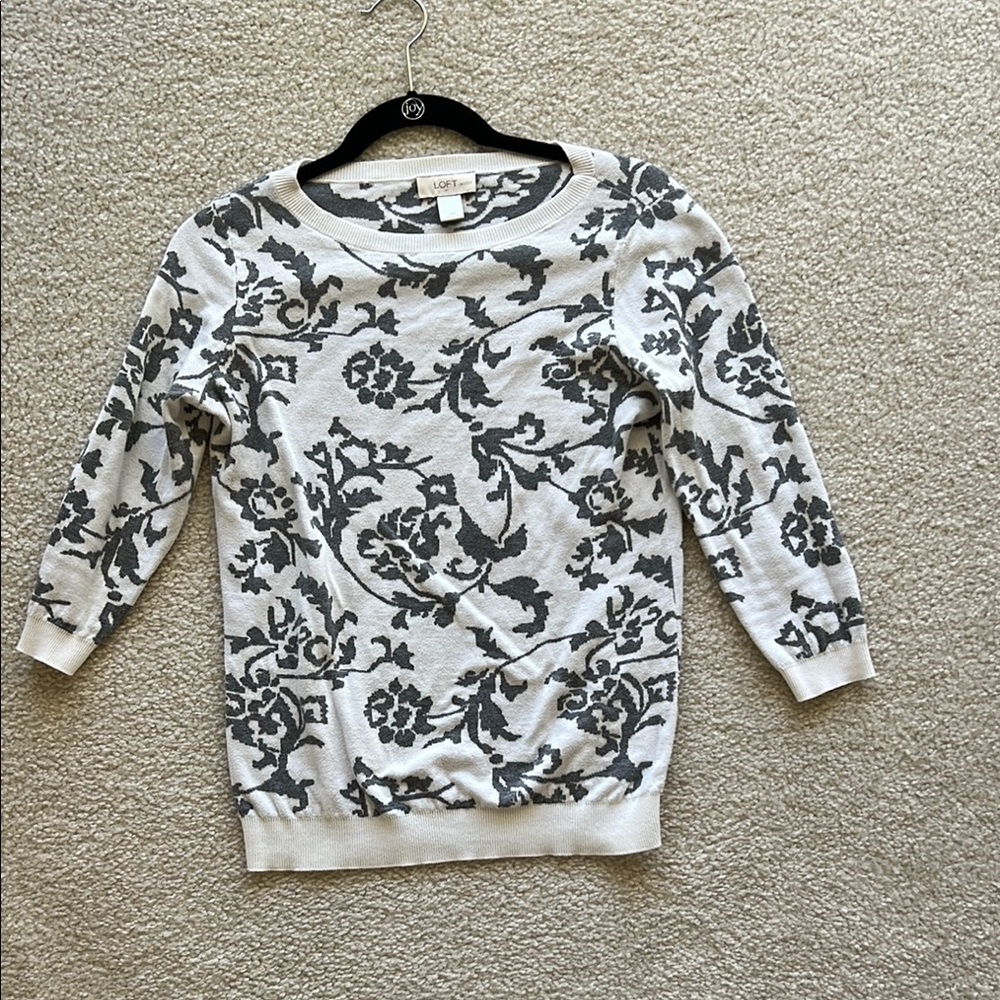 LOFT Gray and White Floral Top